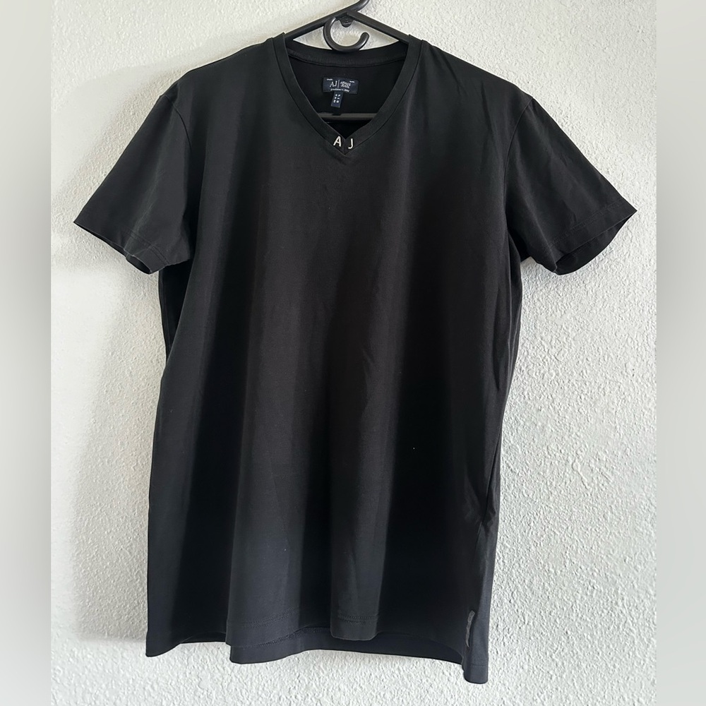Armani jeans v neck t shirt stretch, size xl for men